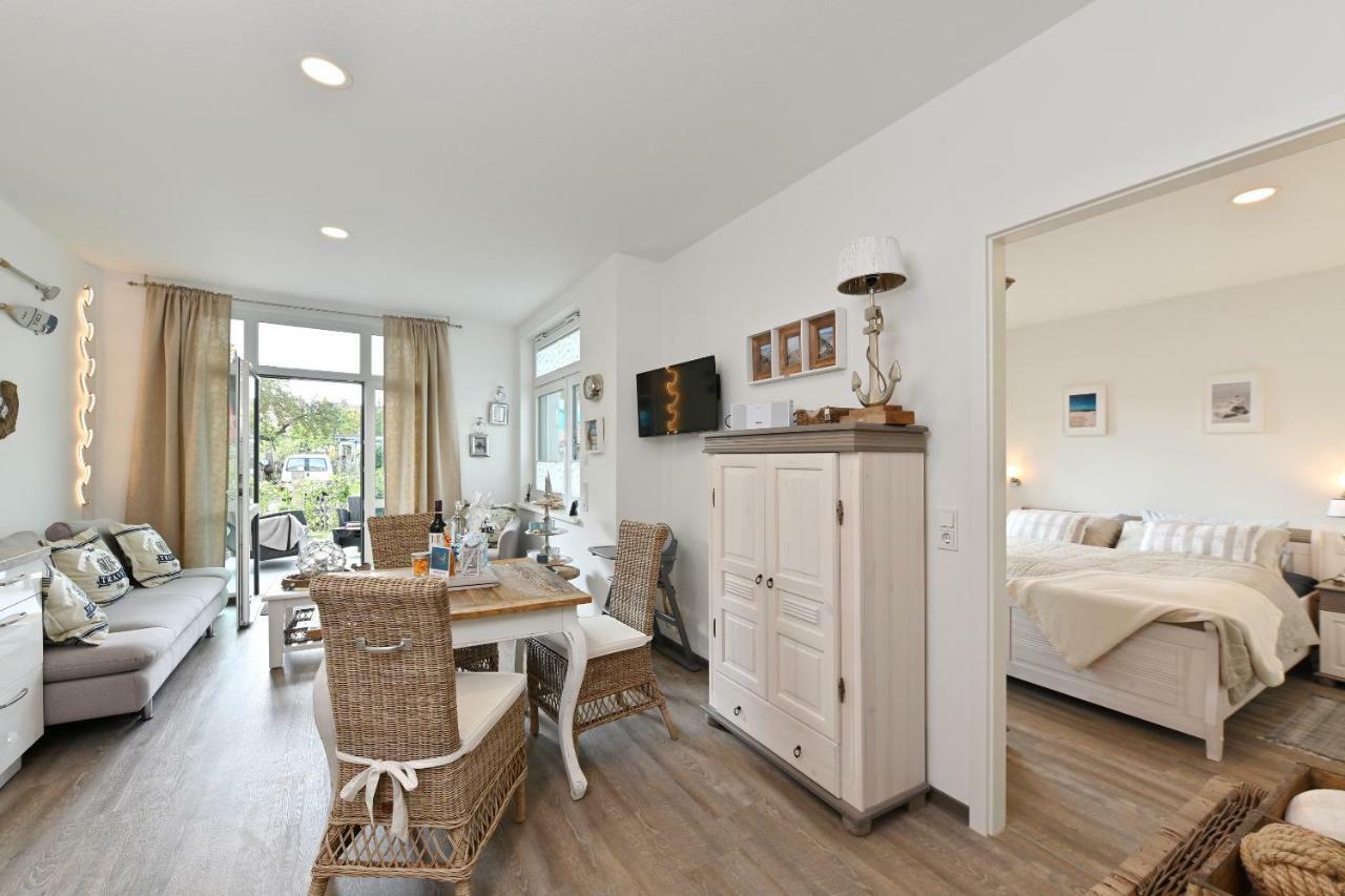 Ferienwohnung Strandgut Glowe Exterior photo